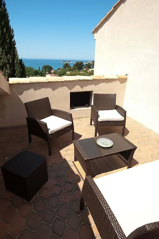 Bed & Breakfast La Villa Sanary-sur-Mer